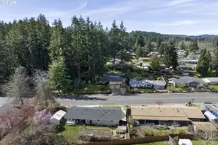 947 S R St, Cottage Grove, OR 97424 - Photo 47