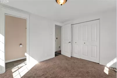 947 S R St, Cottage Grove, OR 97424 - Photo 27