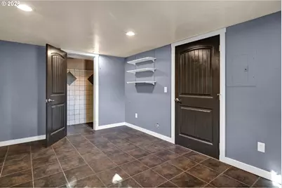 947 S R St, Cottage Grove, OR 97424 - Photo 23