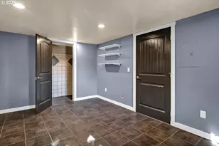 947 S R St, Cottage Grove, OR 97424 - Photo 23