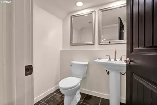 947 S R St, Cottage Grove, OR 97424 - Photo 21