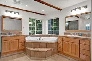 947 S R St, Cottage Grove, OR 97424 - Photo 35