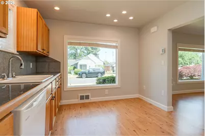 1139 NE Hembree St, McMinnville, OR 97128 - Photo 15