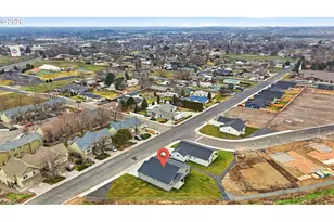 1327 SE 9th St, Hermiston, OR 97838 - Photo 27