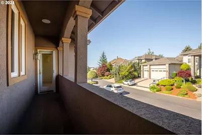 9365 SE Pennington Ct, Happy Valley, OR 97086 - Photo 23