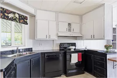 1199 N Terry St #289, Eugene, OR 97402 - Photo 9