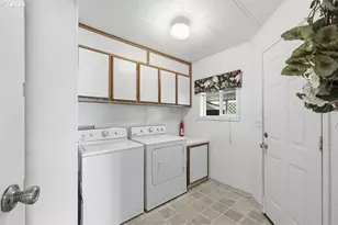 1199 N Terry St, Eugene, OR 97402 - Photo 19