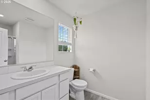 821 N 19th Ave, Cornelius, OR 97113 - Photo 23