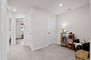 821 N 19th Ave, Cornelius, OR 97113 - Photo 17