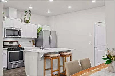 821 N 19th Ave, Cornelius, OR 97113 - Photo 13