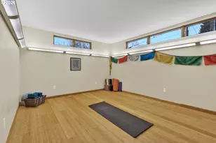 2525 N Killingsworth St, Portland, OR 97217 - Photo 21