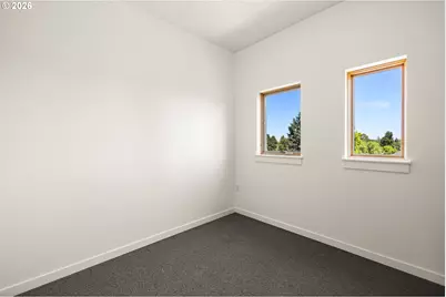 2525 N Killingsworth St #311, Portland, OR 97217 - Photo 11