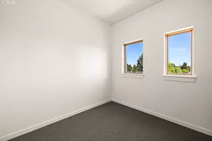 2525 N Killingsworth St, Portland, OR 97217 - Photo 11