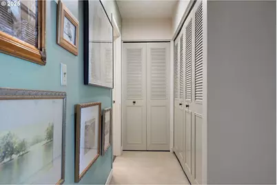 12625 SW Prince Edward Ct #B, King City, OR 97224 - Photo 23