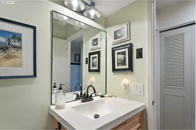 12625 SW Prince Edward Ct #B, King City, OR 97224 - Photo 29