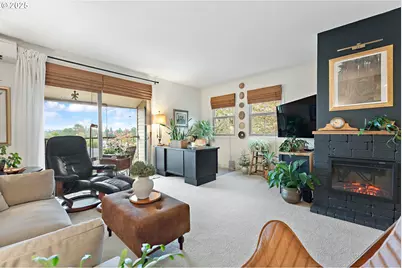 12625 SW Prince Edward Ct #B, King City, OR 97224 - Photo 7