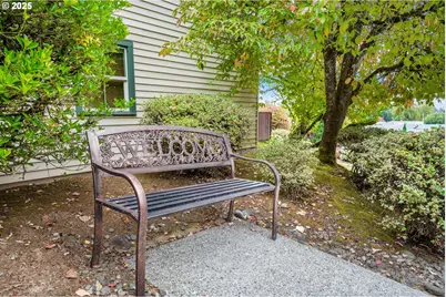 12625 SW Prince Edward Ct #B, King City, OR 97224 - Photo 35