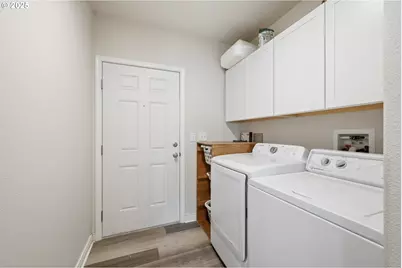 39557 Little Fall Creek Rd, Fall Creek, OR 97438 - Photo 27