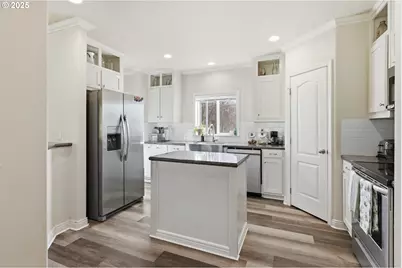 39557 Little Fall Creek Rd, Fall Creek, OR 97438 - Photo 13