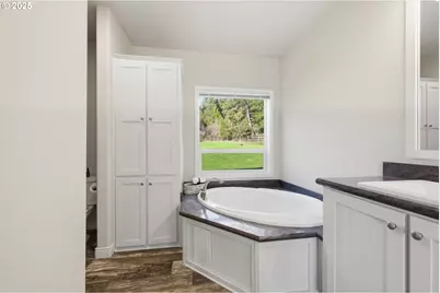 39557 Little Fall Creek Rd, Fall Creek, OR 97438 - Photo 23