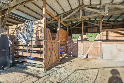 39557 Little Fall Creek Rd, Fall Creek, OR 97438 - Photo 35