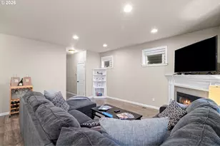 2837 25th Pl, Forest Grove, OR 97116 - Photo 5