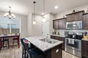 2837 25th Pl, Forest Grove, OR 97116 - Photo 13