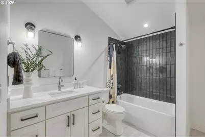 4525 NE 37th Ave, Portland, OR 97211 - Photo 17