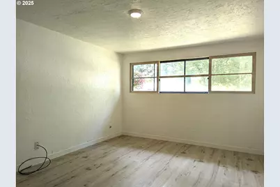 48294 Hills St, Oakridge, OR 97463 - Photo 21