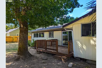 48294 Hills St, Oakridge, OR 97463 - Photo 37