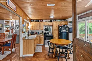 22606 Milk Ranch Rd, Scotts Mills, OR 97375 - Photo 5