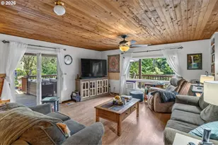 22606 Milk Ranch Rd, Scotts Mills, OR 97375 - Photo 11