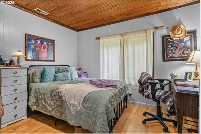 22606 Milk Ranch Rd, Scotts Mills, OR 97375 - Photo 19