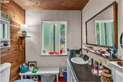 22606 Milk Ranch Rd, Scotts Mills, OR 97375 - Photo 17