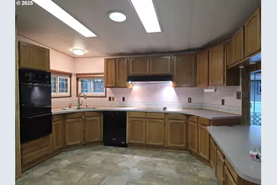 13640 SE Highway 212 #121, Clackamas, OR 97015 - Photo 15