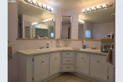 13640 SE Highway 212 #121, Clackamas, OR 97015 - Photo 33