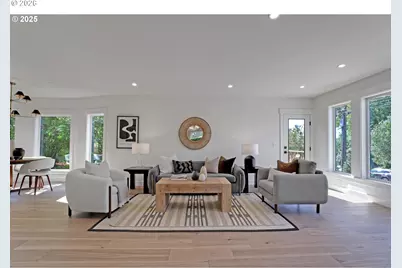 4750 N Kerby Ave, Portland, OR 97217 - Photo 5