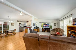 148 Brenda Pl, Canyonville, OR 97417 - Photo 3