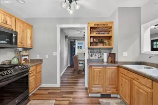 4517 NE 85th Ave, Portland, OR 97220 - Photo 11