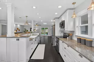 1480 SW Hilldale Ave, Portland, OR 97225 - Photo 15