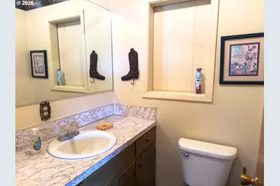 20673 Medical Springs Hwy, Baker City, OR 97814 - Photo 19