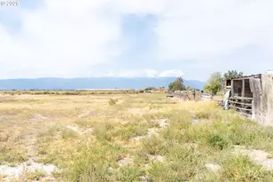20673 Medical Springs Hwy, Baker City, OR 97814 - Photo 27