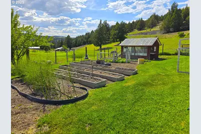 60408 Marysville Ln, Canyon City, OR 97820 - Photo 25