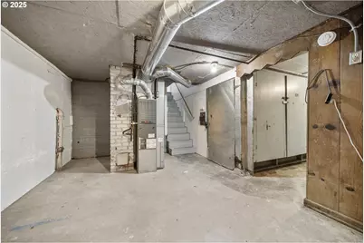 2504 N Baldwin St, Portland, OR 97217 - Photo 21