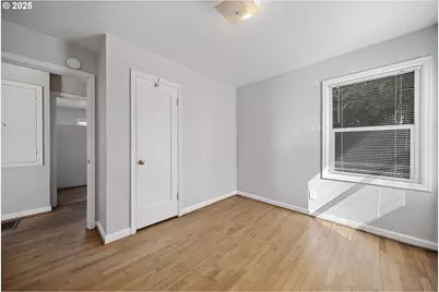 2504 N Baldwin St, Portland, OR 97217 - Photo 17