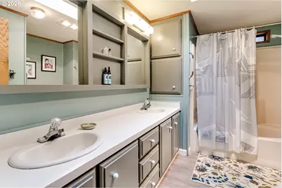 1800 Lakewood Ct #140, Eugene, OR 97402 - Photo 13