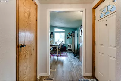 1800 Lakewood Ct #140, Eugene, OR 97402 - Photo 9