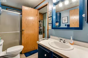 1800 Lakewood Ct, Eugene, OR 97402 - Photo 17