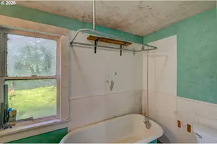 43620 Sylvandale Ln, Astoria, OR 97103 - Photo 15