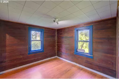 43620 Sylvandale Ln, Astoria, OR 97103 - Photo 13